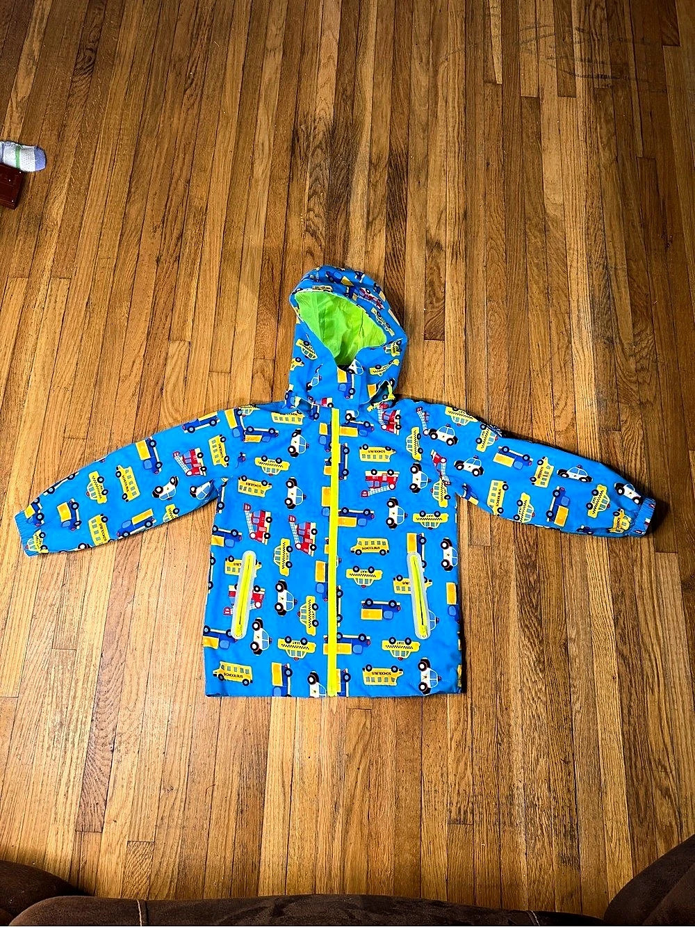 Ljn Uhb Kids Raincoat Boys Size 120 Like New